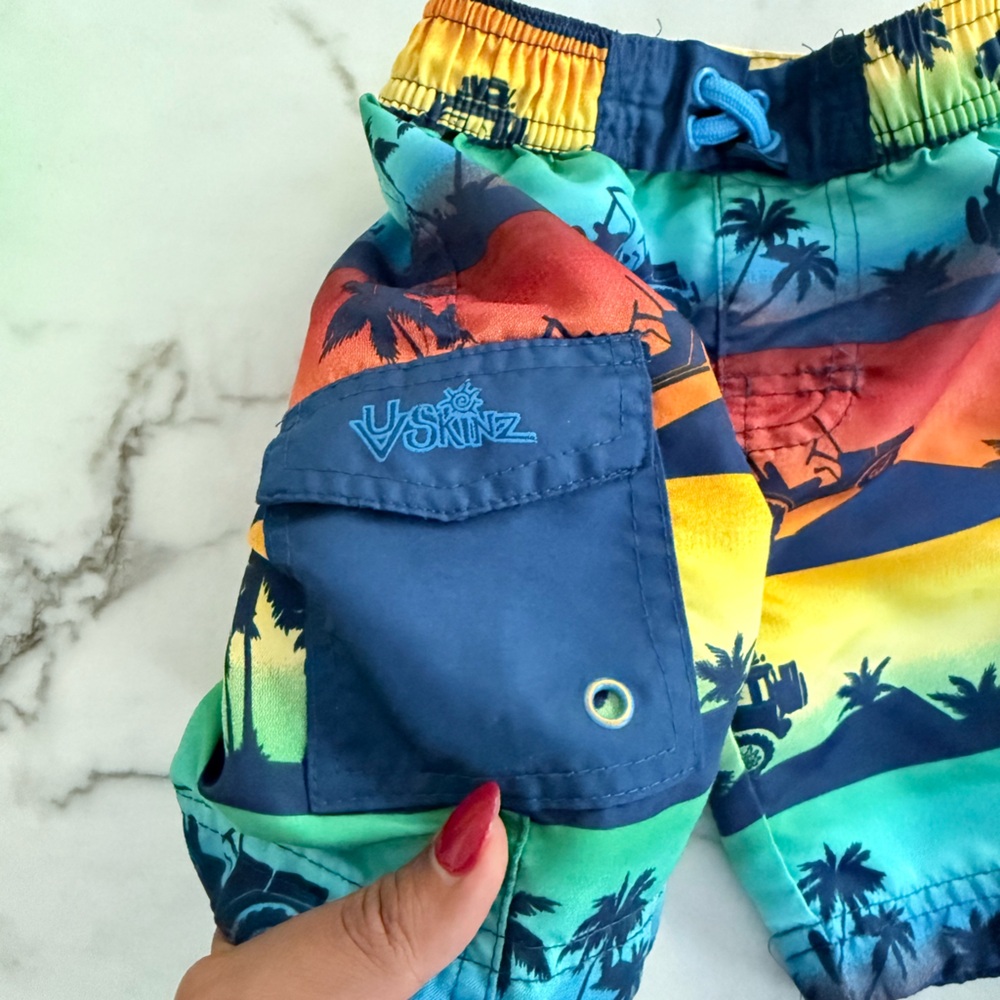 Colorful Kids swim  Shorts - Picture 4 of 7